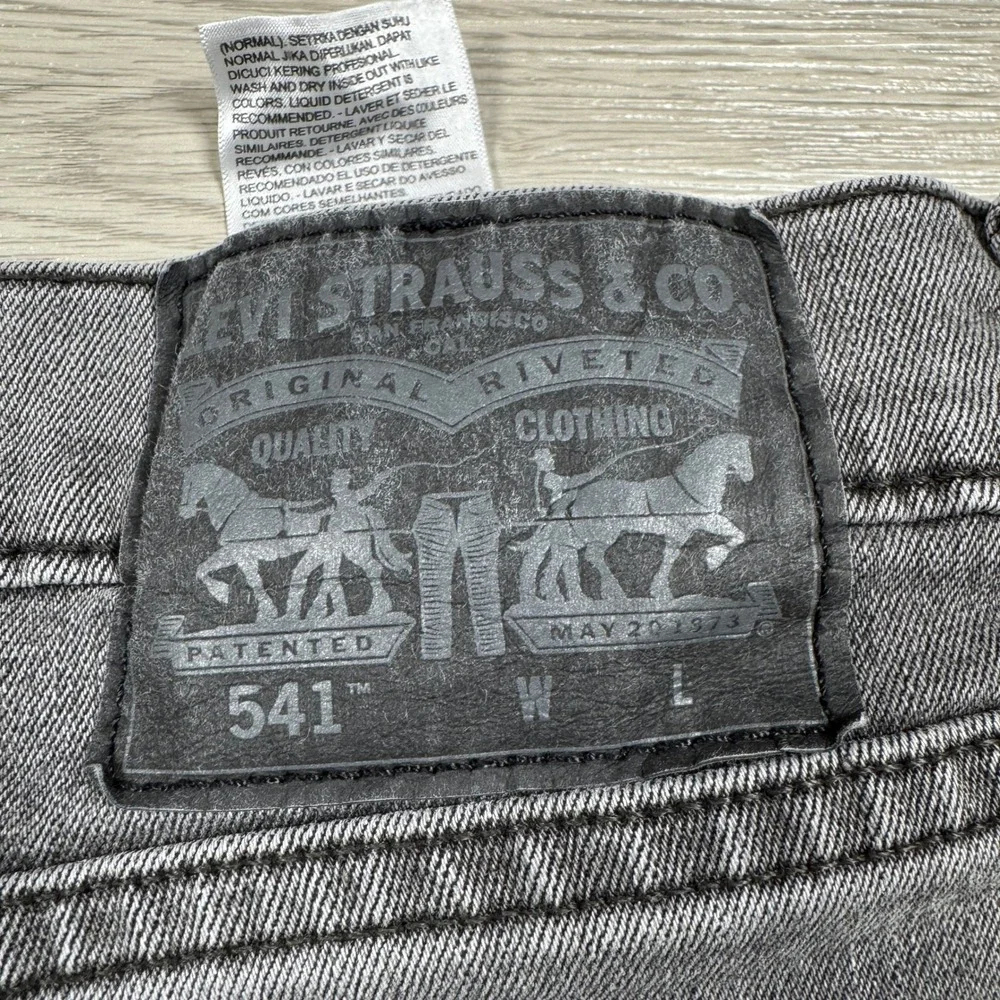 Levi's Men's Jeans‎ 541 Athletic Taper Gray W46 L29 Stretch Denim Five Pocket